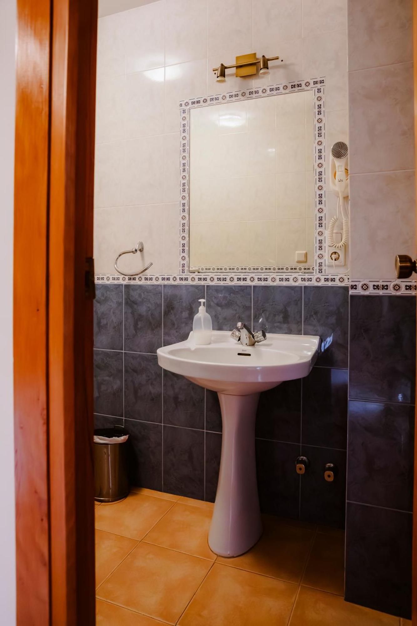 Escua Aparthotel Archidona Exteriör bild